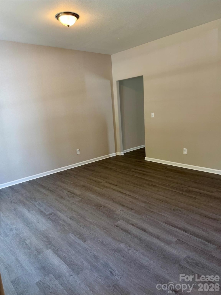 937 Joselynn Drive - Photo 7