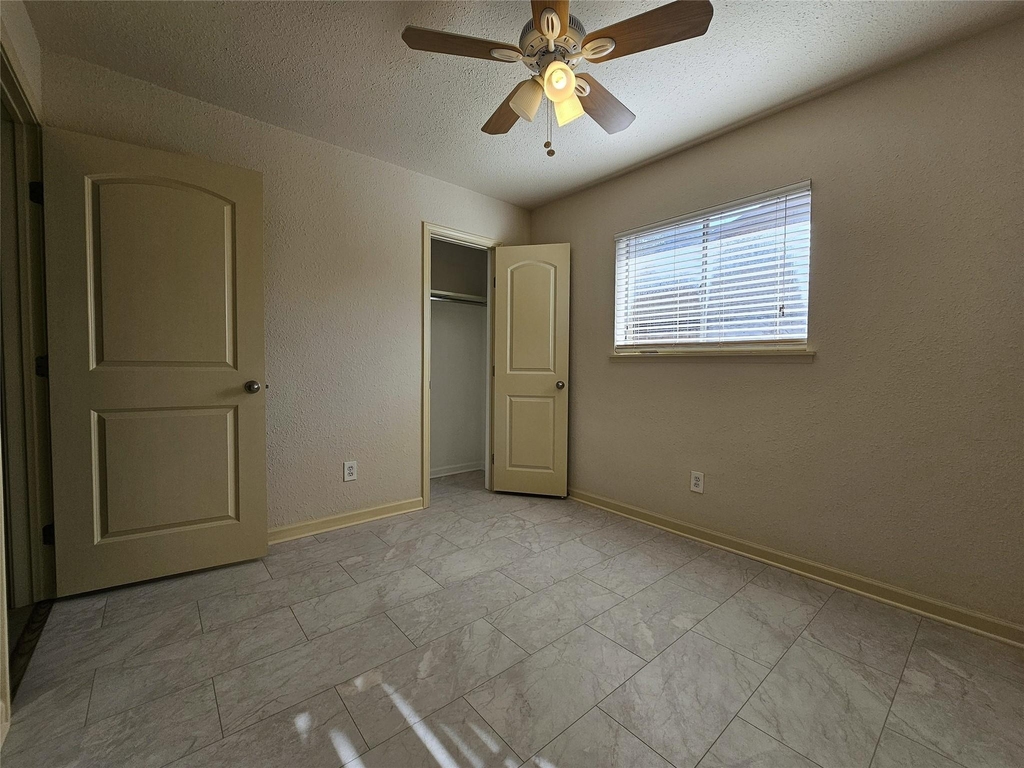 925 Whitehall Drive - Photo 19