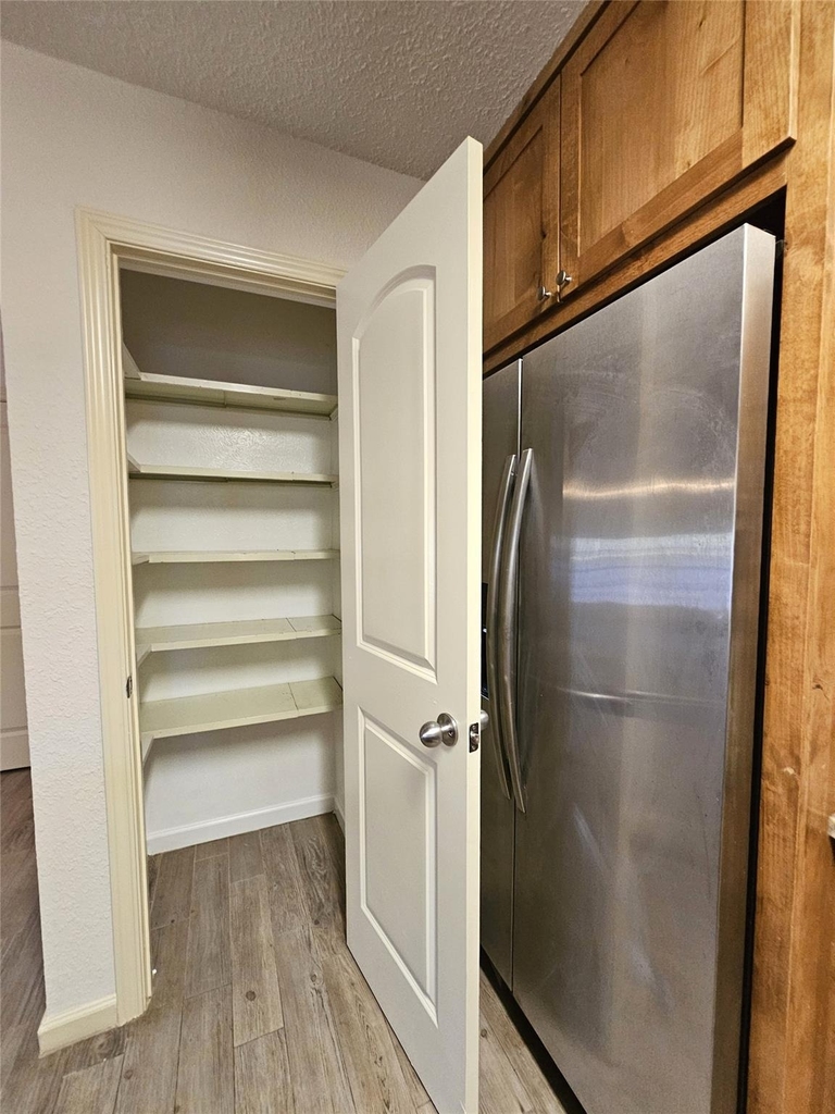 925 Whitehall Drive - Photo 9