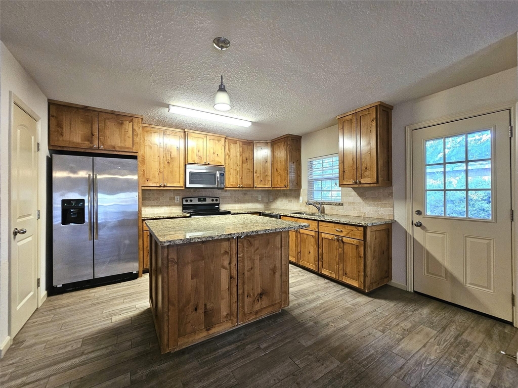 925 Whitehall Drive - Photo 6