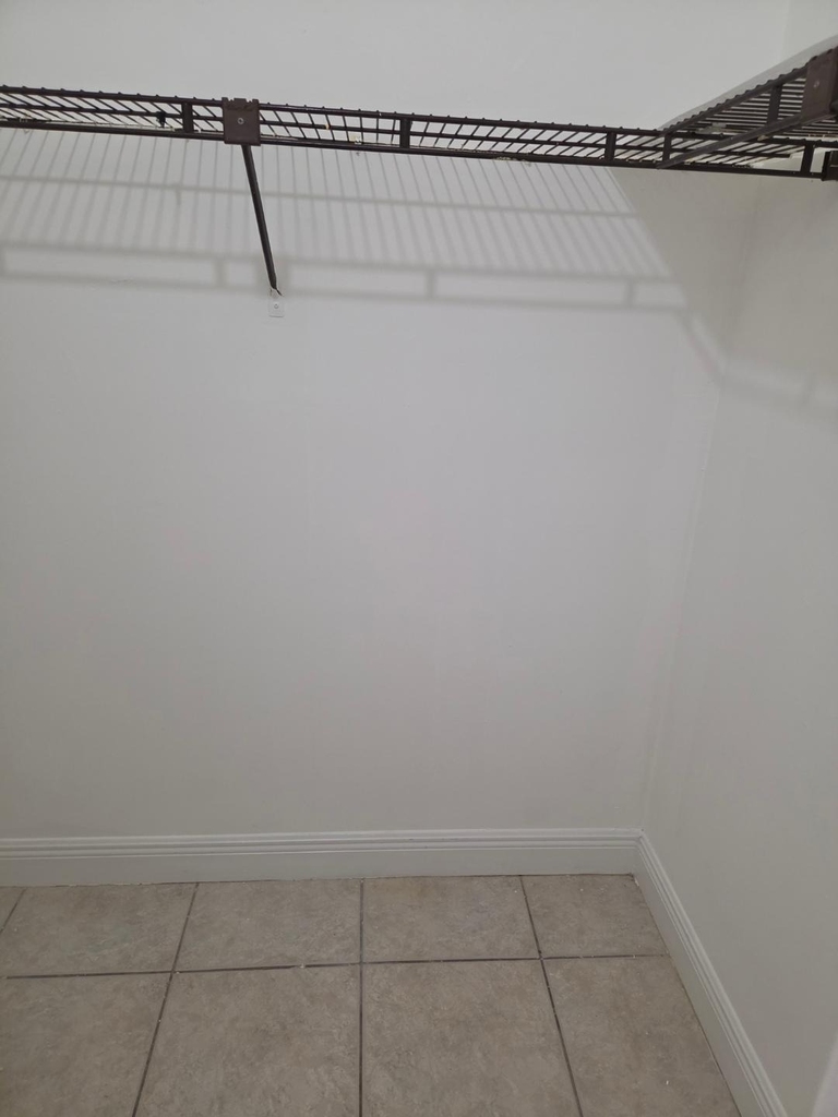 2401 Riverside Drive - Photo 11