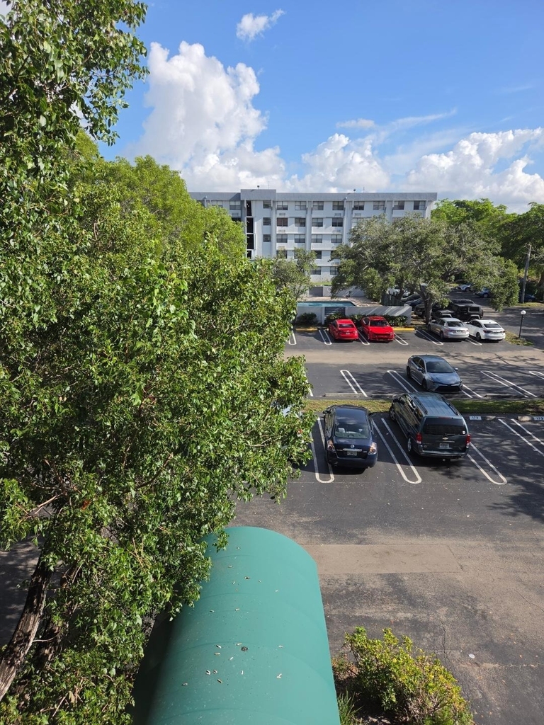 2401 Riverside Drive - Photo 10