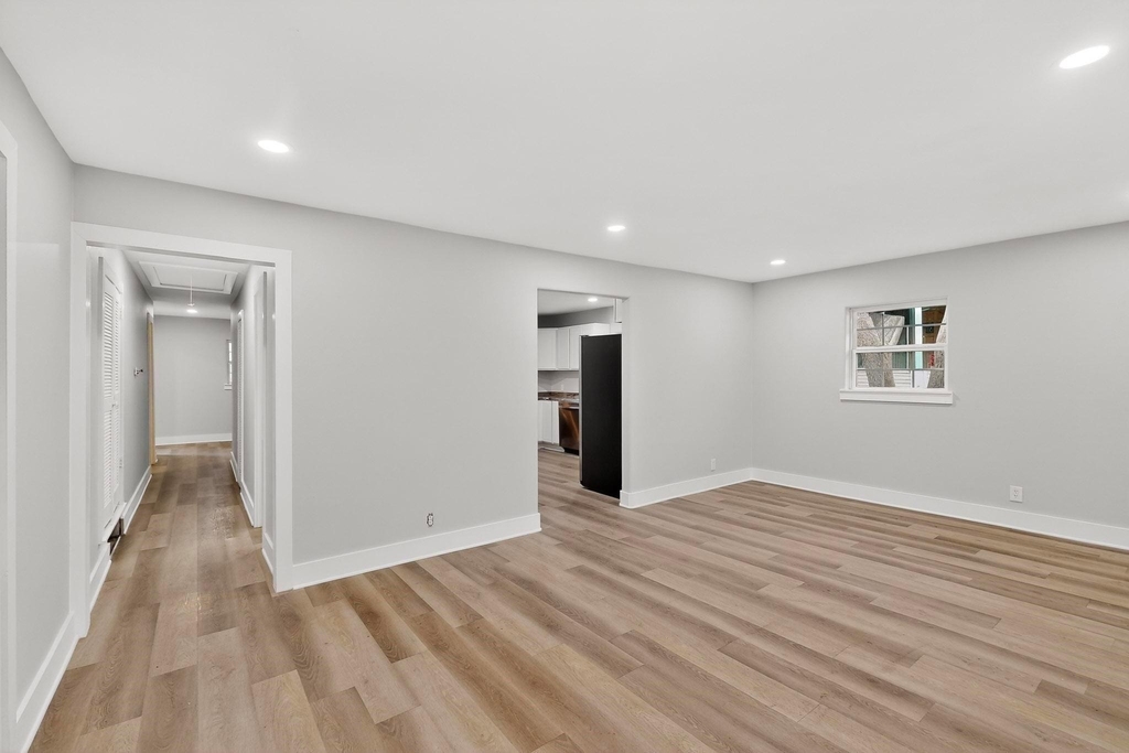 5313 Libbey Avenue - Photo 4