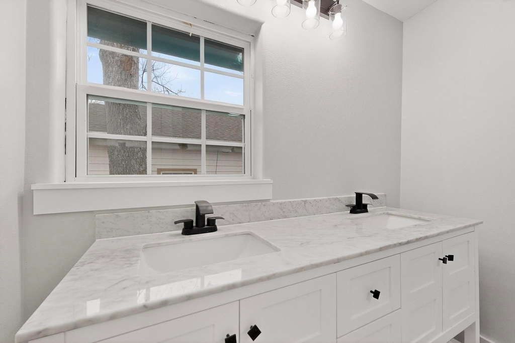 5313 Libbey Avenue - Photo 15
