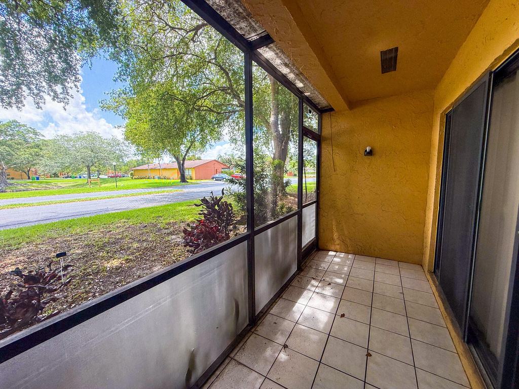 4567 Nw 90th Avenue - Photo 17