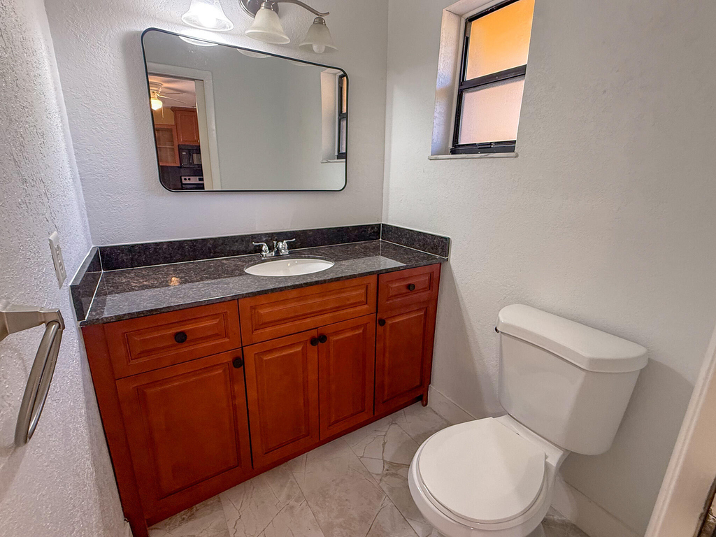 4567 Nw 90th Avenue - Photo 8