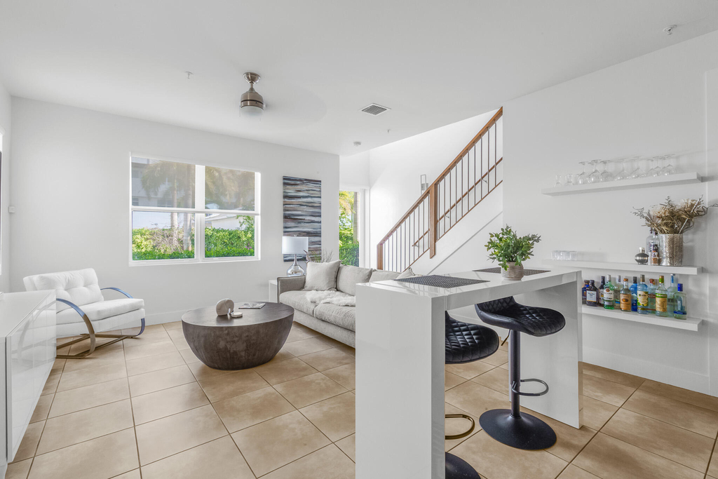 405 Ne 35th Court - Photo 10