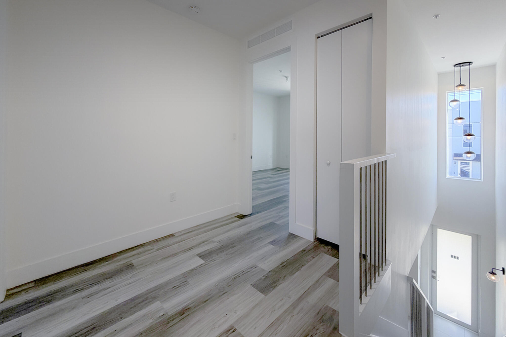 405 Ne 35th Court - Photo 14