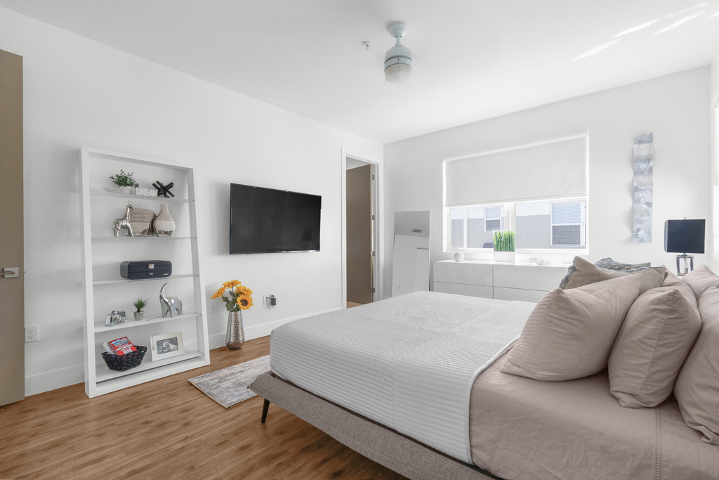 405 Ne 35th Court - Photo 12