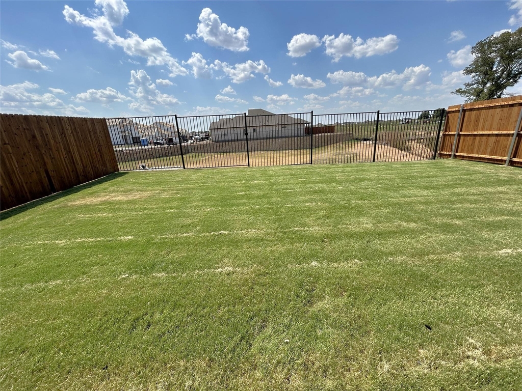 3704 Deer Drive - Photo 5
