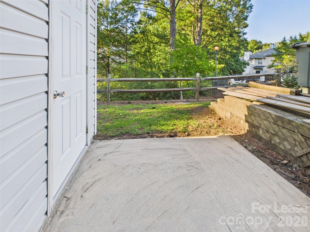 609 Mountainwater Drive - Photo 15