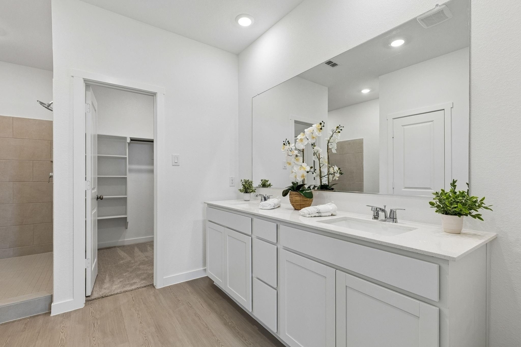 9517 Trecini Drive - Photo 7