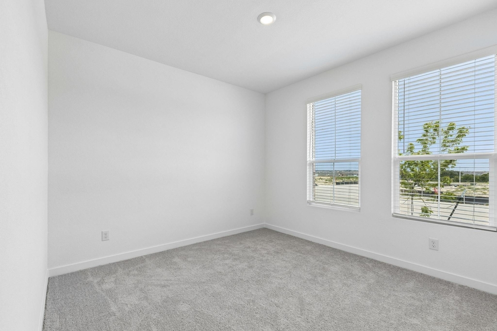 9517 Trecini Drive - Photo 9