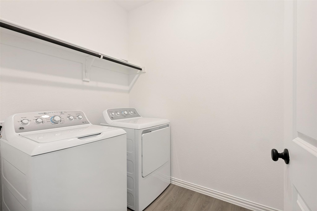 513 Waterhouse Lake Drive - Photo 14