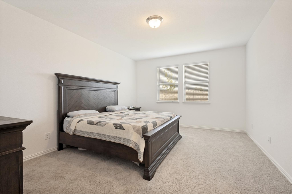 513 Waterhouse Lake Drive - Photo 11