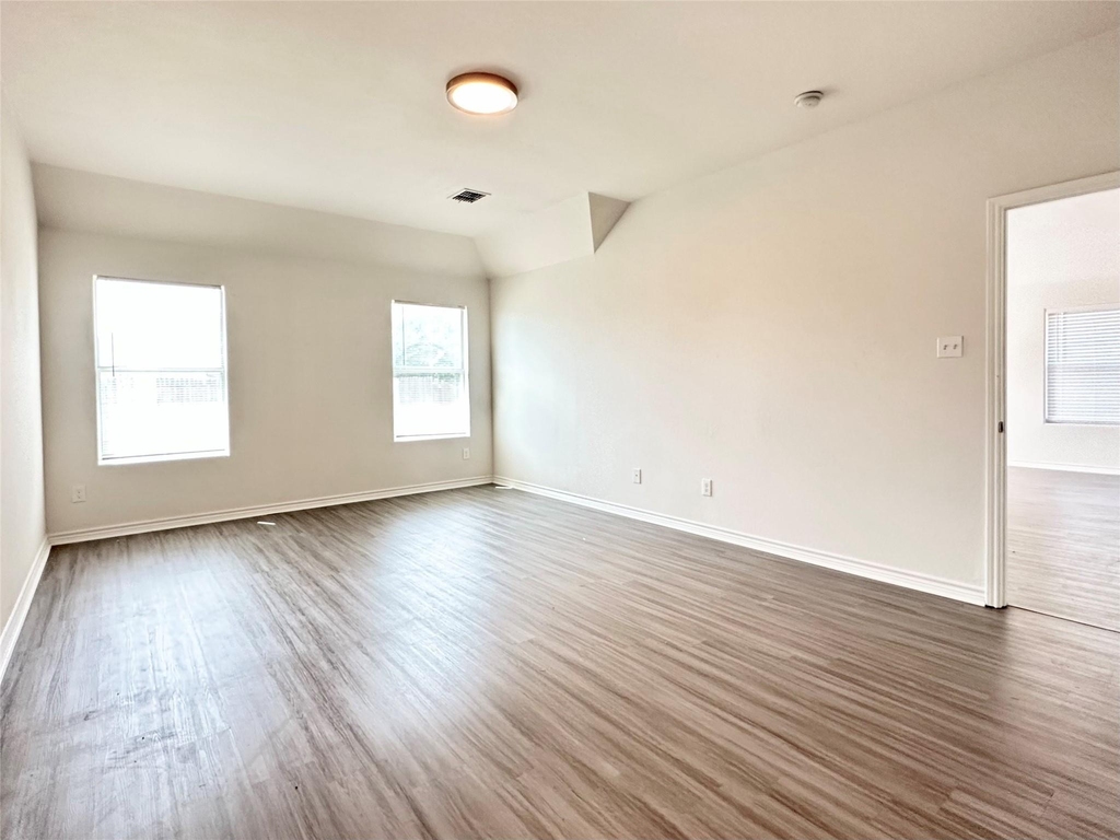 2805 Arabian Lane - Photo 11