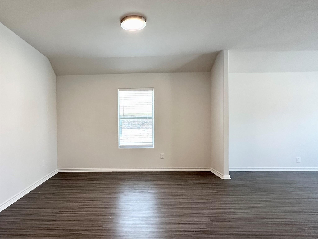 2805 Arabian Lane - Photo 4