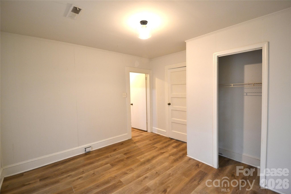 406 W 9th Street - Photo 15