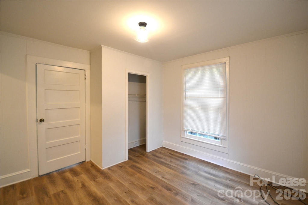 406 W 9th Street - Photo 14