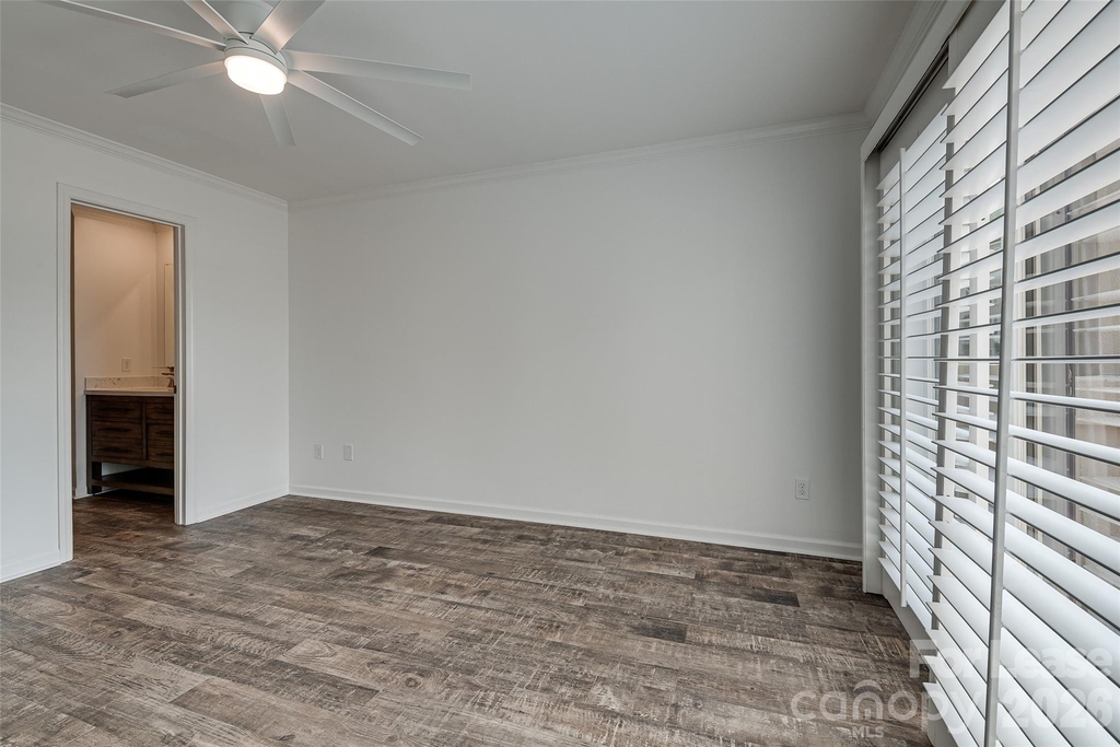 646 Portside Drive - Photo 25