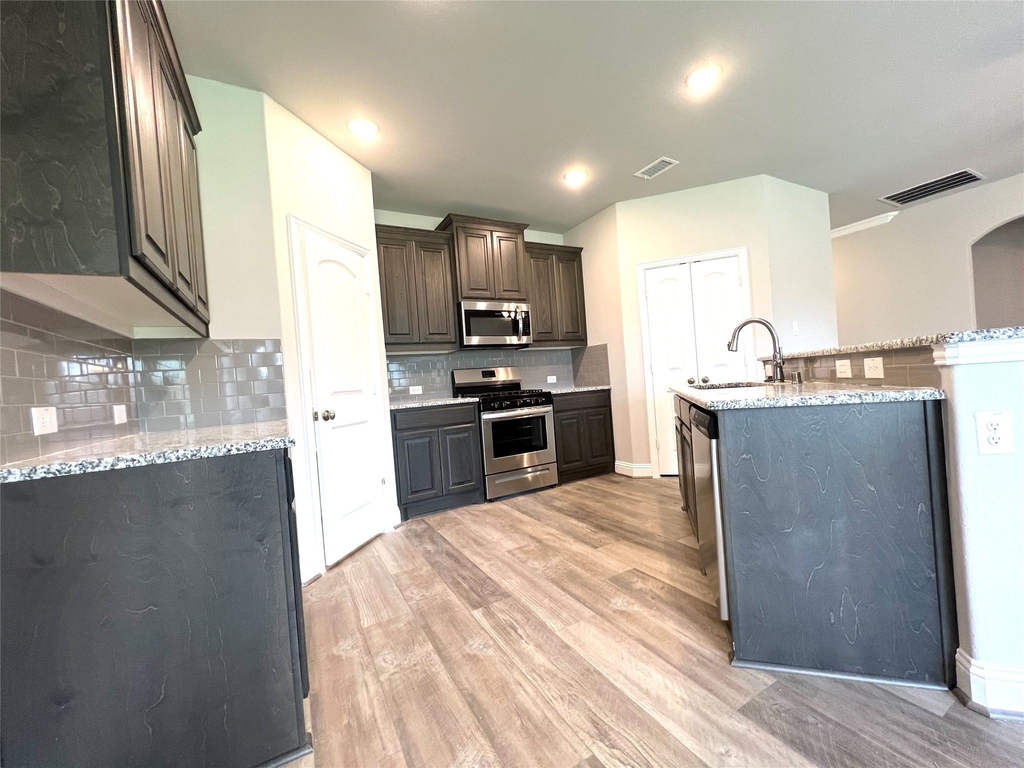 4003 Cottontail Drive - Photo 3