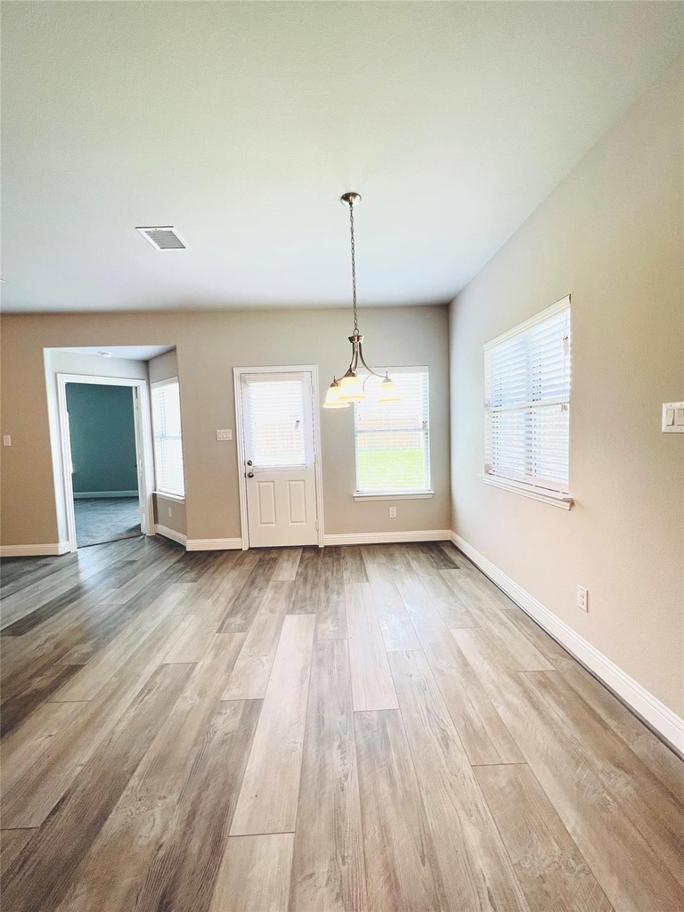 4003 Cottontail Drive - Photo 4