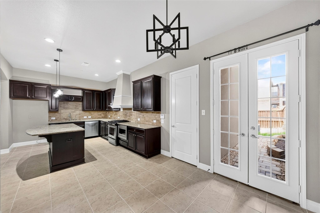 8607 Calvin Road - Photo 11