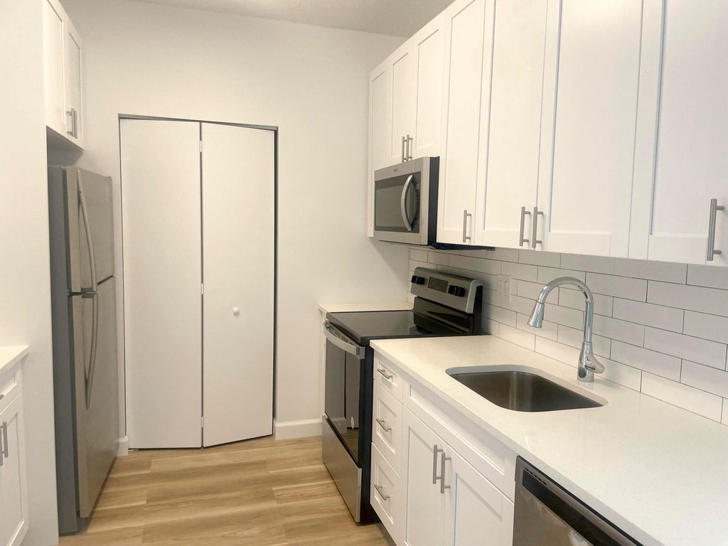 9888 Kamena Circle - Photo 4