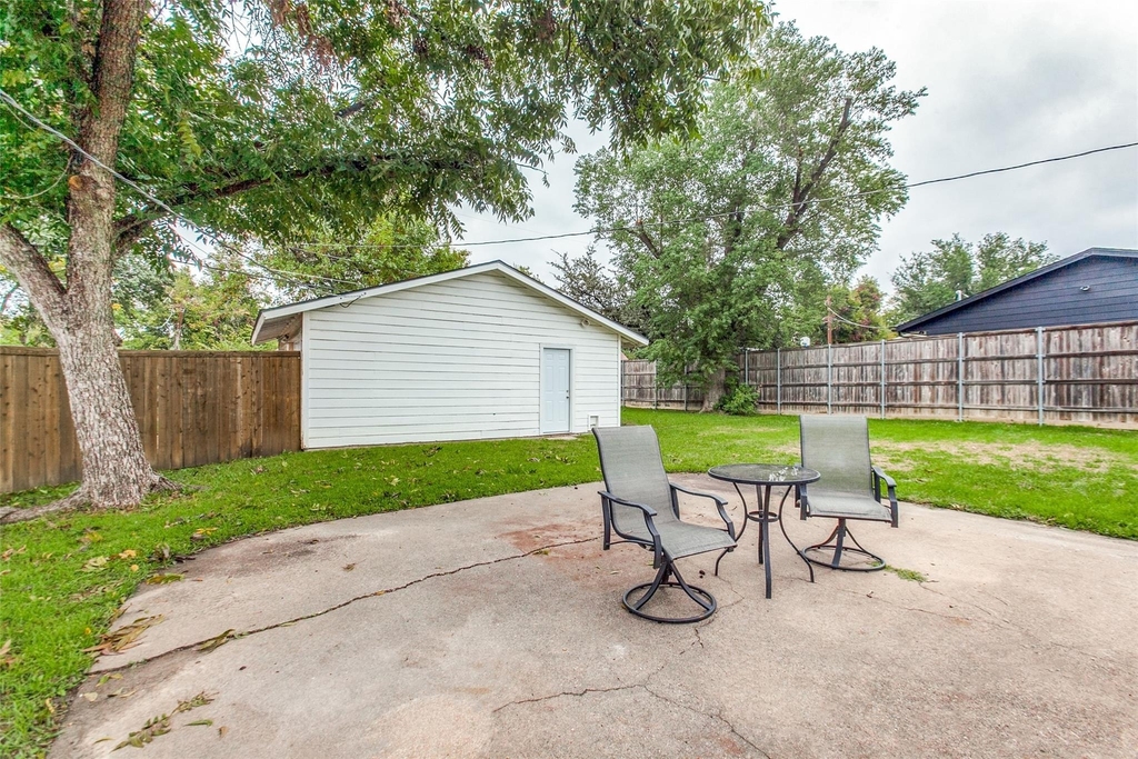3517 Woodleigh Drive - Photo 21