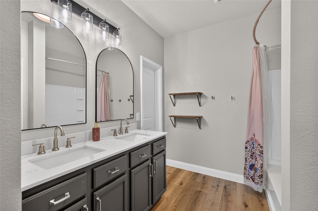1722 Oak Glen Drive - Photo 11
