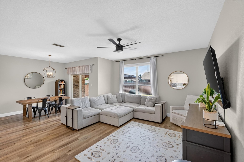 1722 Oak Glen Drive - Photo 3