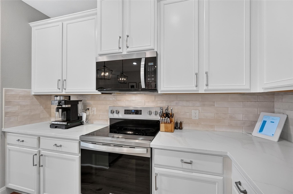 1722 Oak Glen Drive - Photo 2