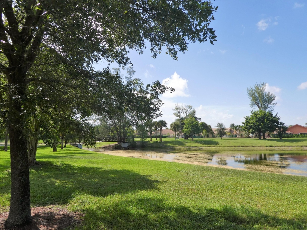 21904 Lake Forest Circle - Photo 20