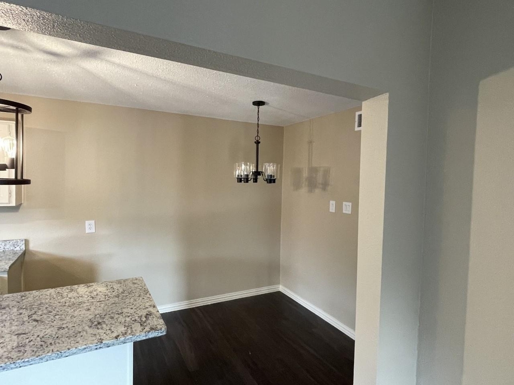 2008 Loma Verde Drive - Photo 9