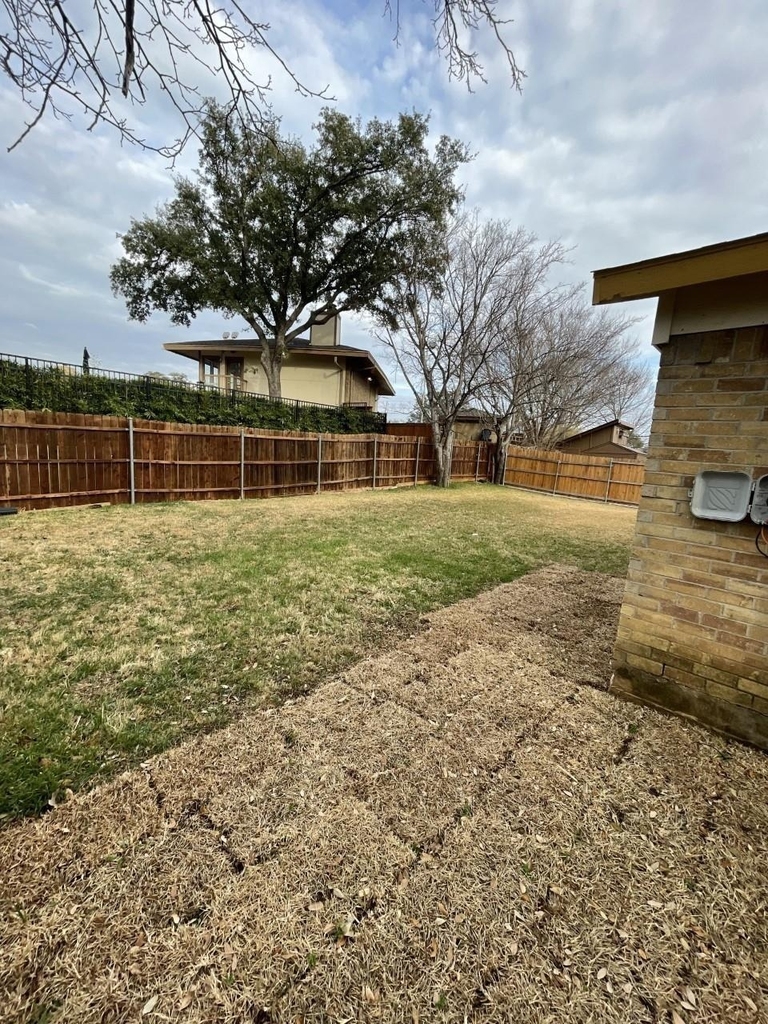 2008 Loma Verde Drive - Photo 11