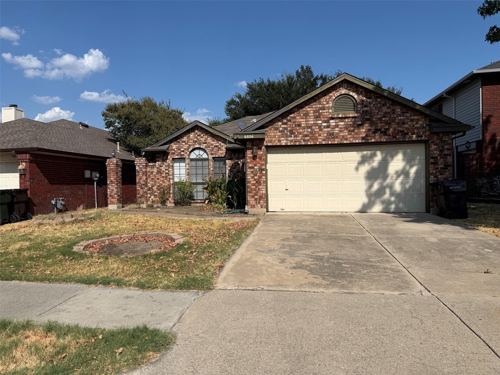 6804 Moccasin Drive - Photo 0