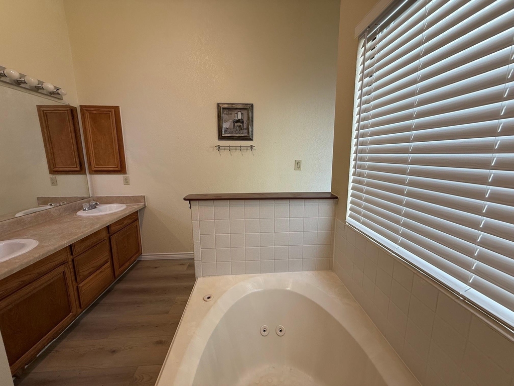 6804 Moccasin Drive - Photo 13
