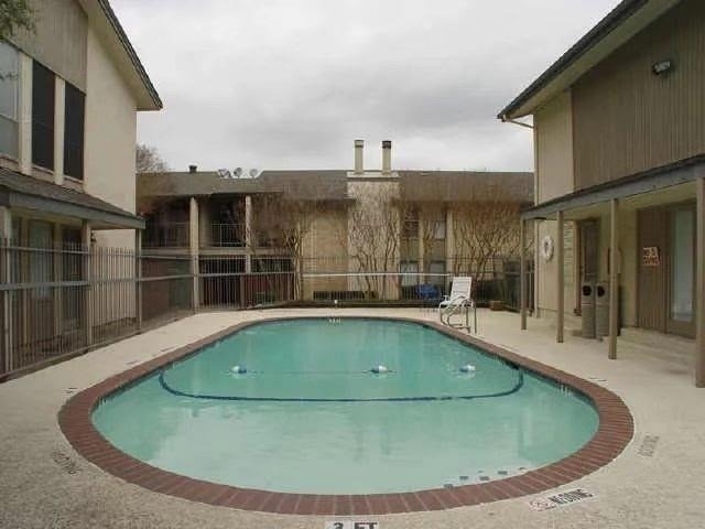 12816 Midway Road - Photo 11