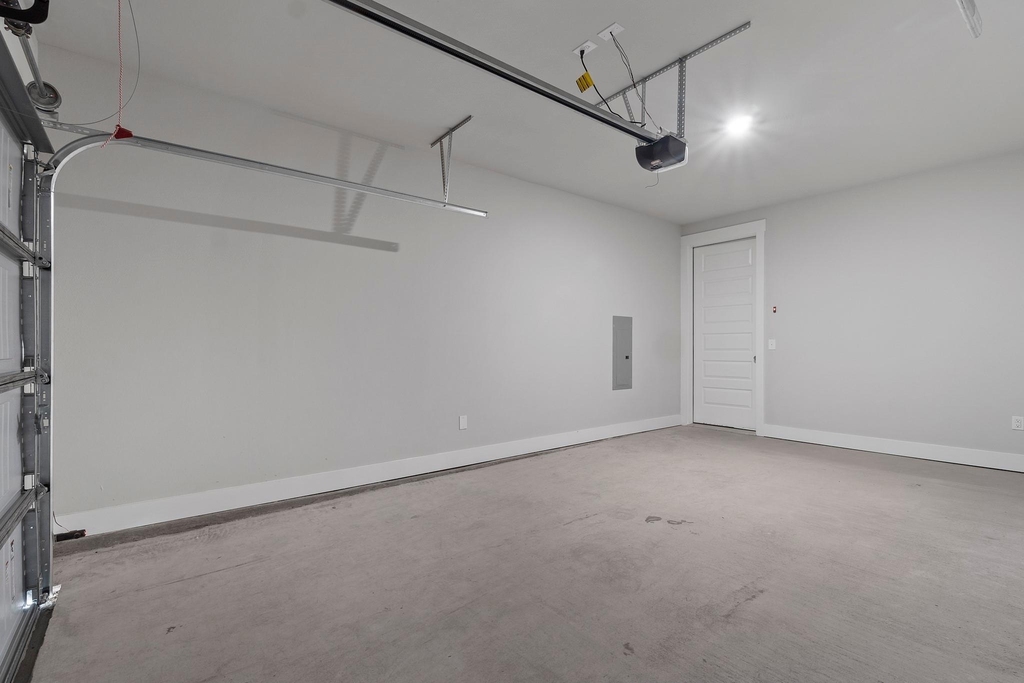 8217 Idyllic Avenue - Photo 5