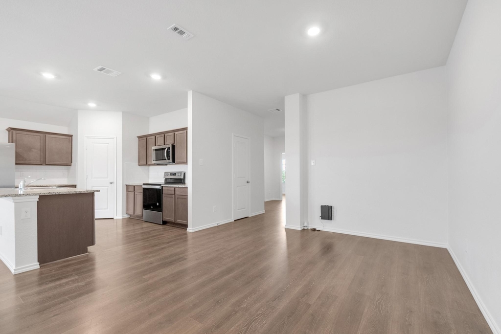 1000 Homestead Lane - Photo 7