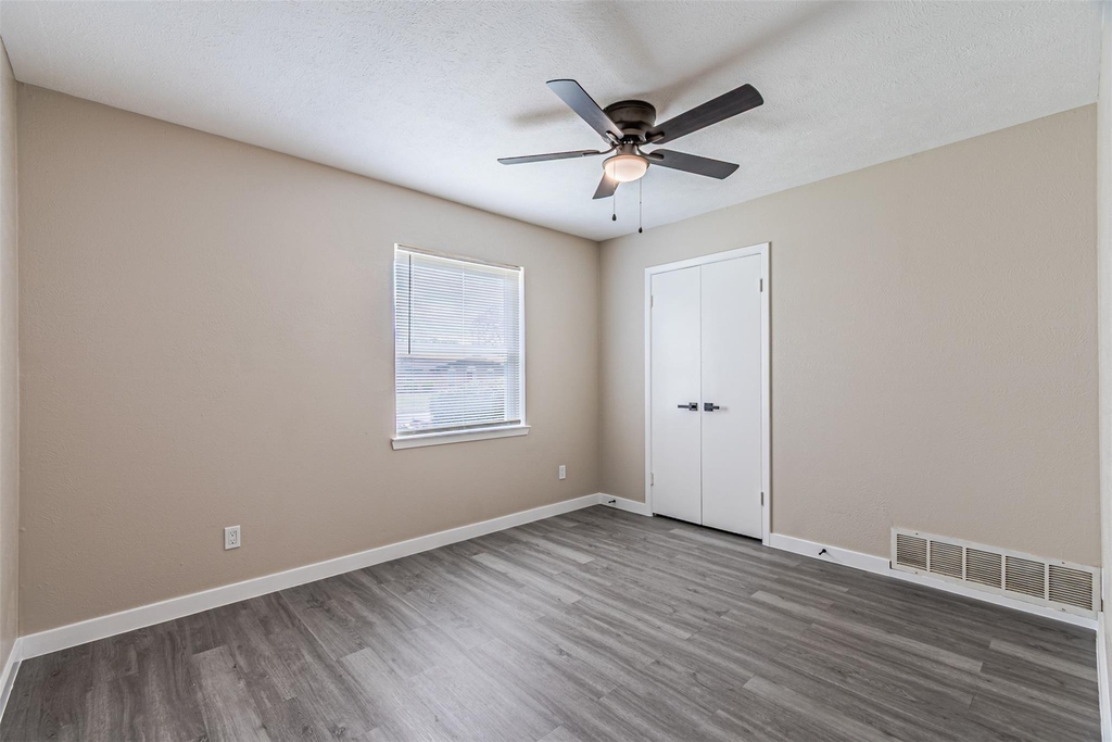 1509 Crockett Street - Photo 18