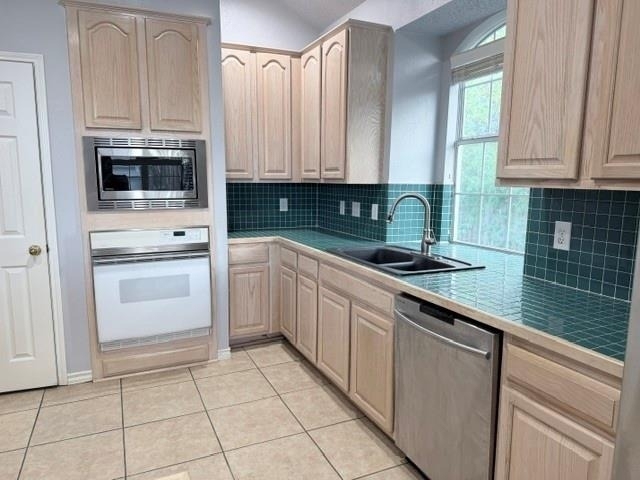 1425 Honey Locust Drive - Photo 6