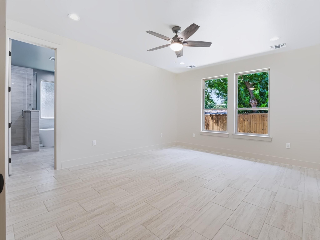 52 Graves Circle - Photo 14