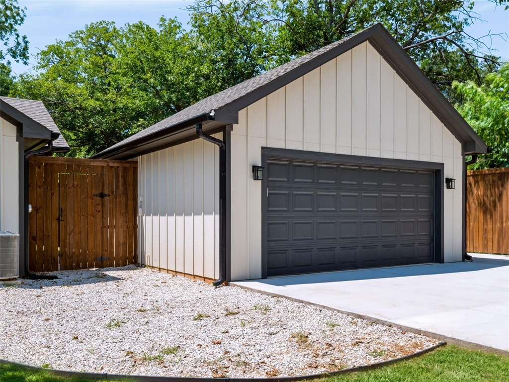 52 Graves Circle - Photo 17