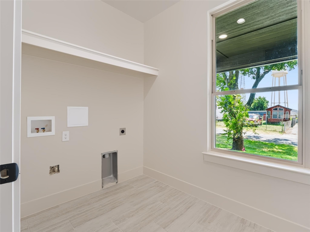 52 Graves Circle - Photo 12