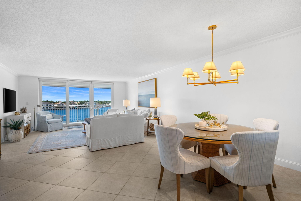 511 Bayshore Drive - Photo 2