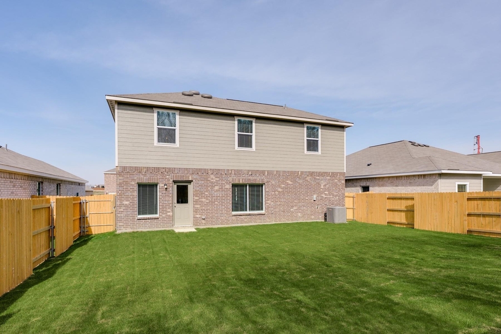 1702 Paul Drive - Photo 1