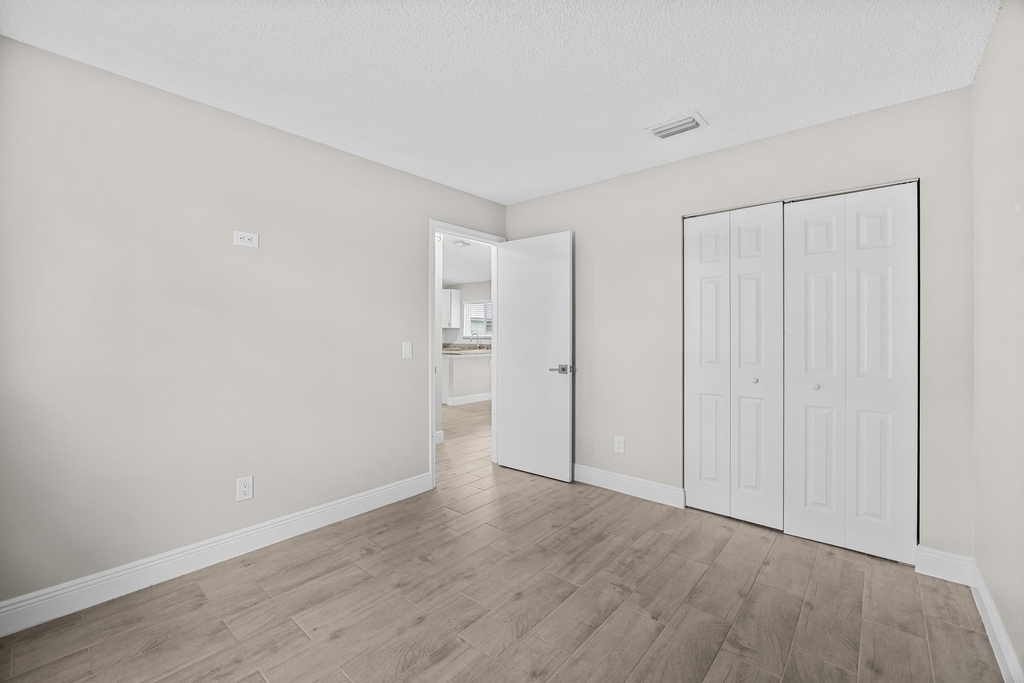 265 Sw Dalton Circle - Photo 14
