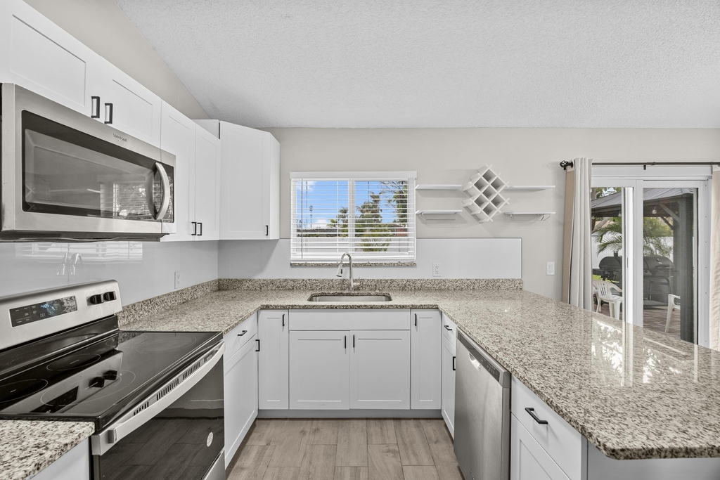 265 Sw Dalton Circle - Photo 6