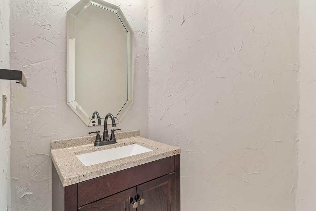 7849 Lake Meredith Way - Photo 12